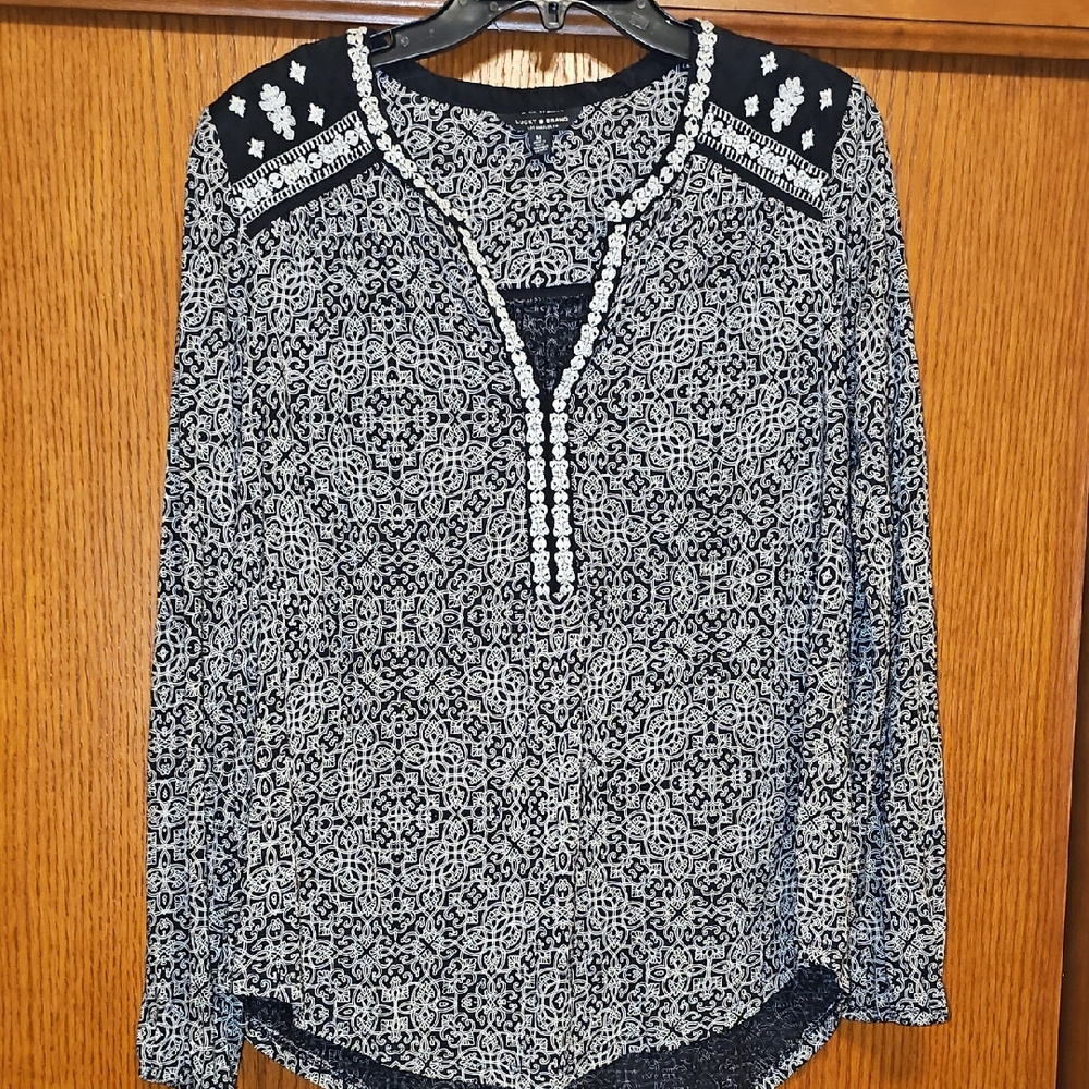 Lucky Brand Black and White Geometric Blouse